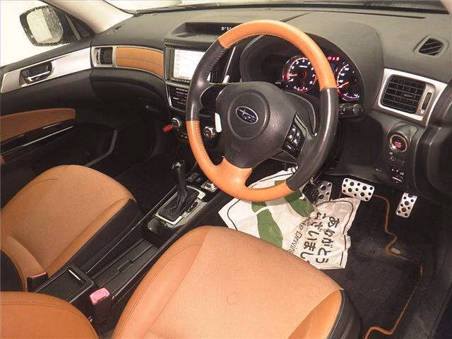 SUBARU EXIGA CROSSOVER 7