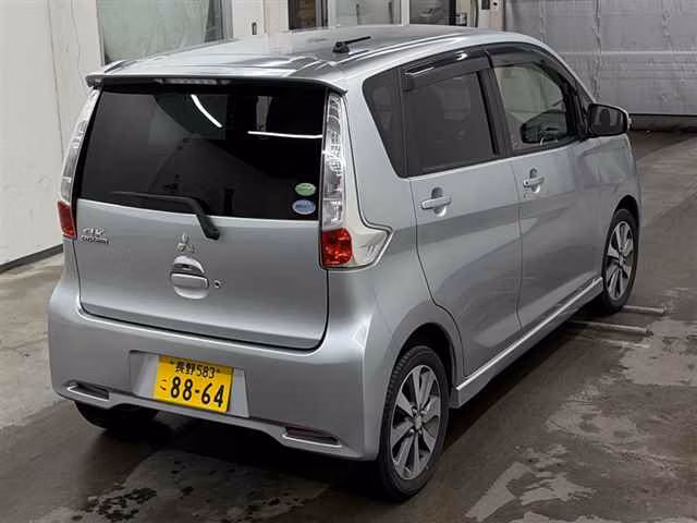 MITSUBISHI EK CUSTOM