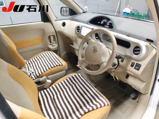 TOYOTA PORTE