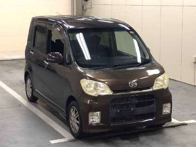 DAIHATSU TANTO EXE