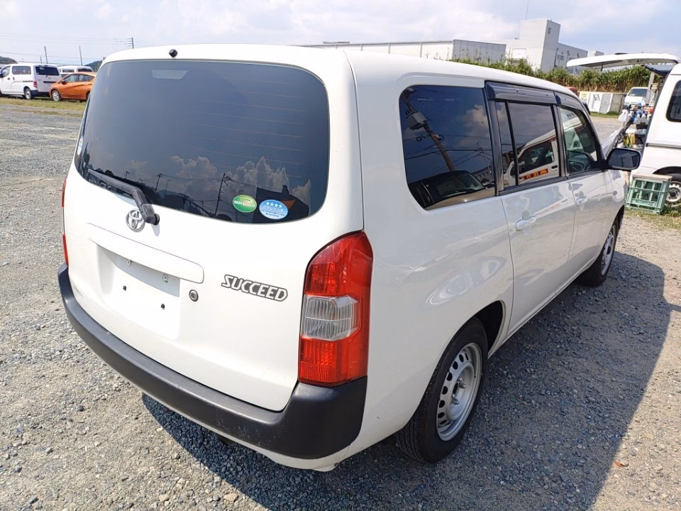 TOYOTA PROBOX