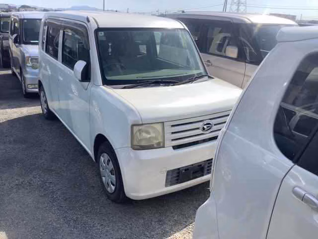 DAIHATSU MOVE CONTE