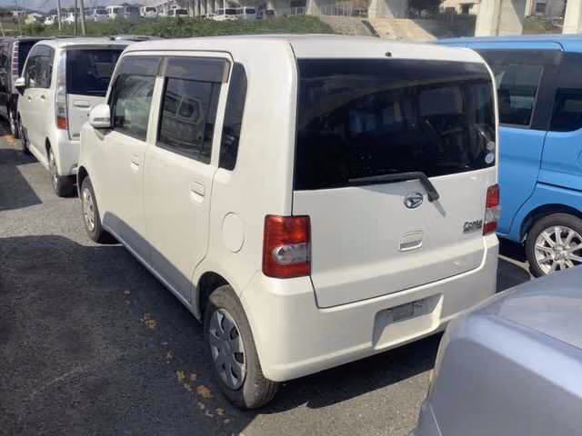 DAIHATSU MOVE CONTE