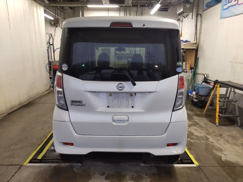 NISSAN DAYZ ROOX