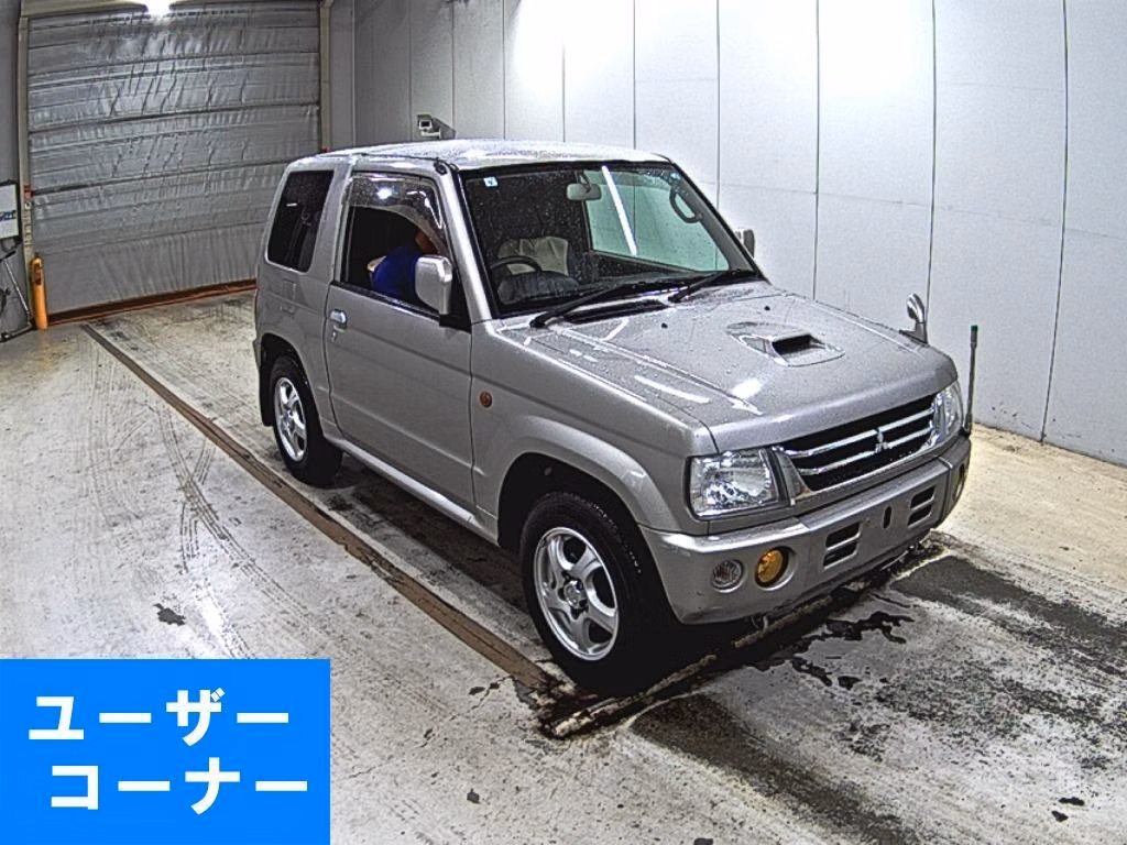 MITSUBISHI PAJERO MINI