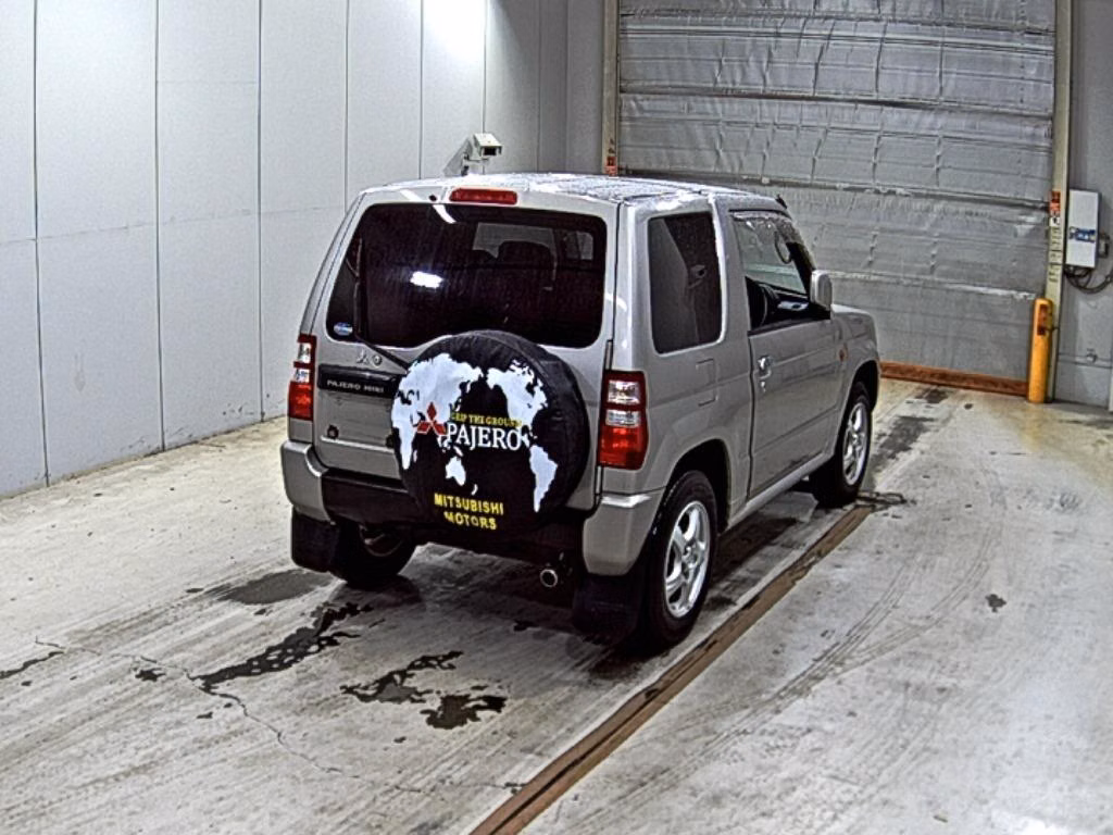 MITSUBISHI PAJERO MINI