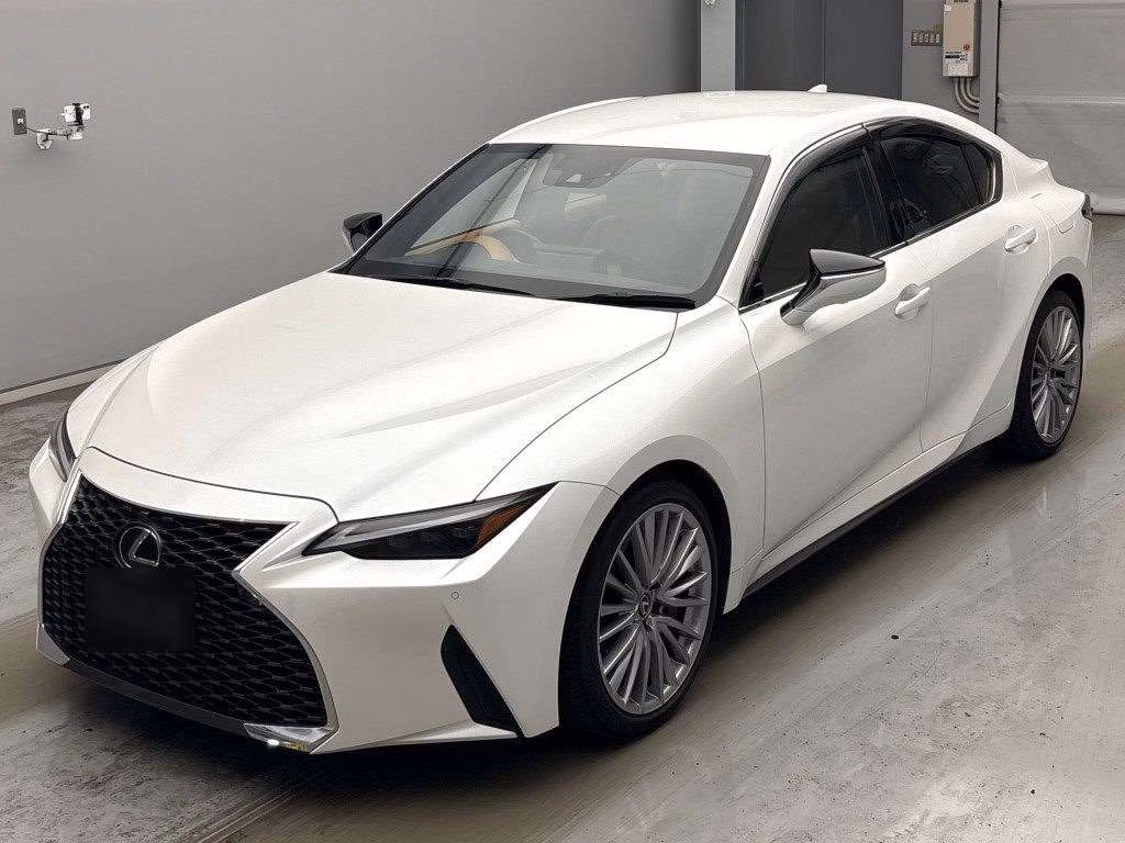 LEXUS IS300H