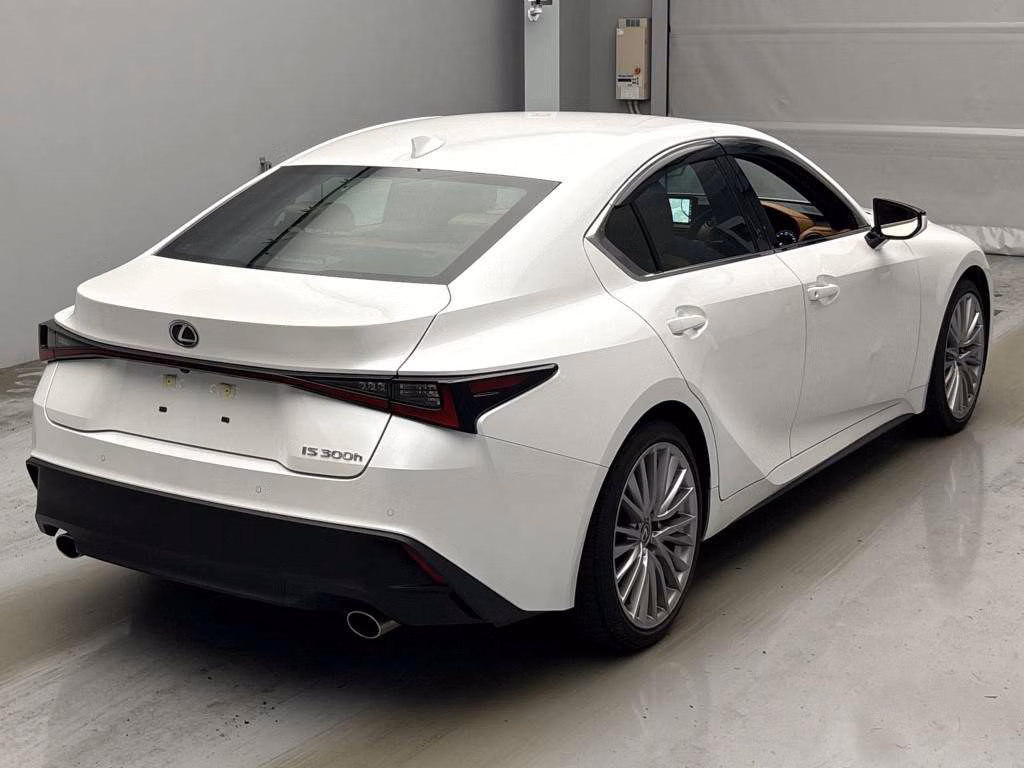 LEXUS IS300H