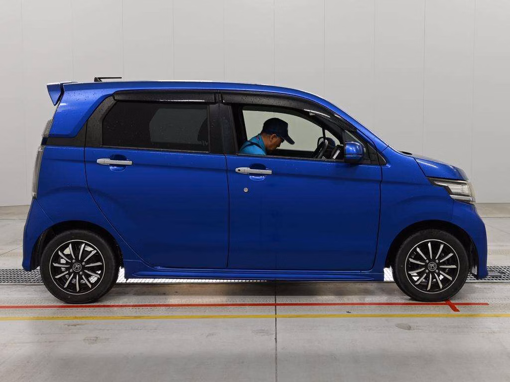 HONDA N-WGN
