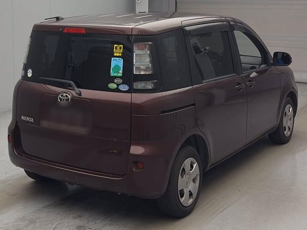TOYOTA SIENTA