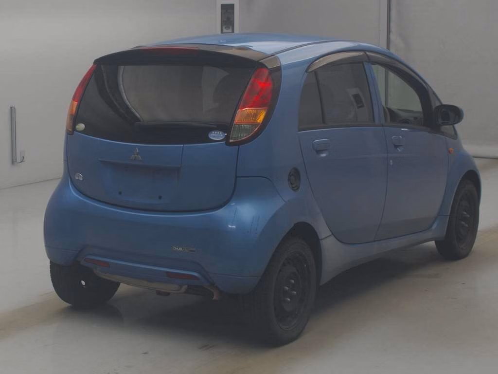 MITSUBISHI I