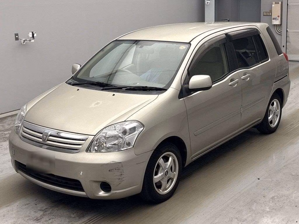 TOYOTA RAUM