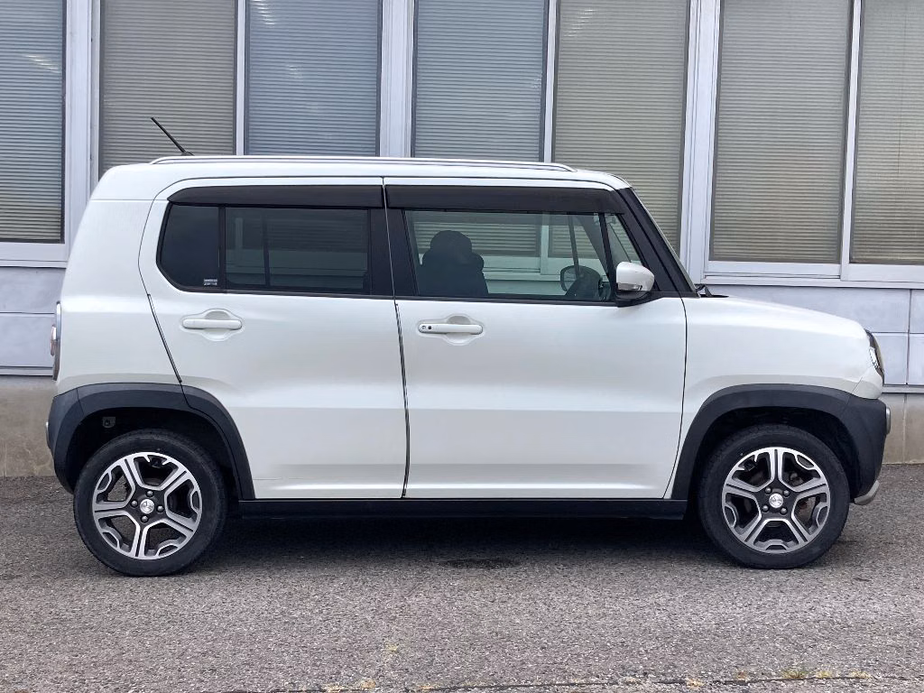 MAZDA FLAIR CROSSOVER