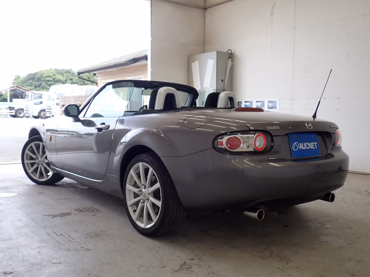 MAZDA ROADSTER