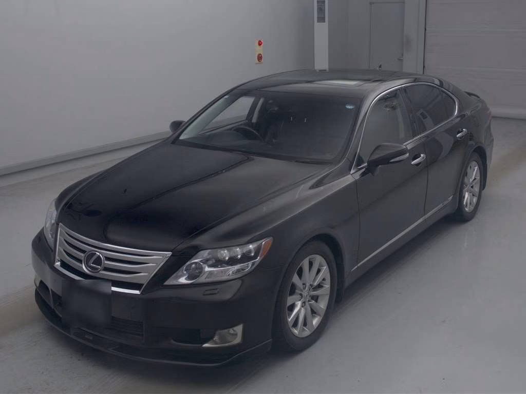 LEXUS LS600H