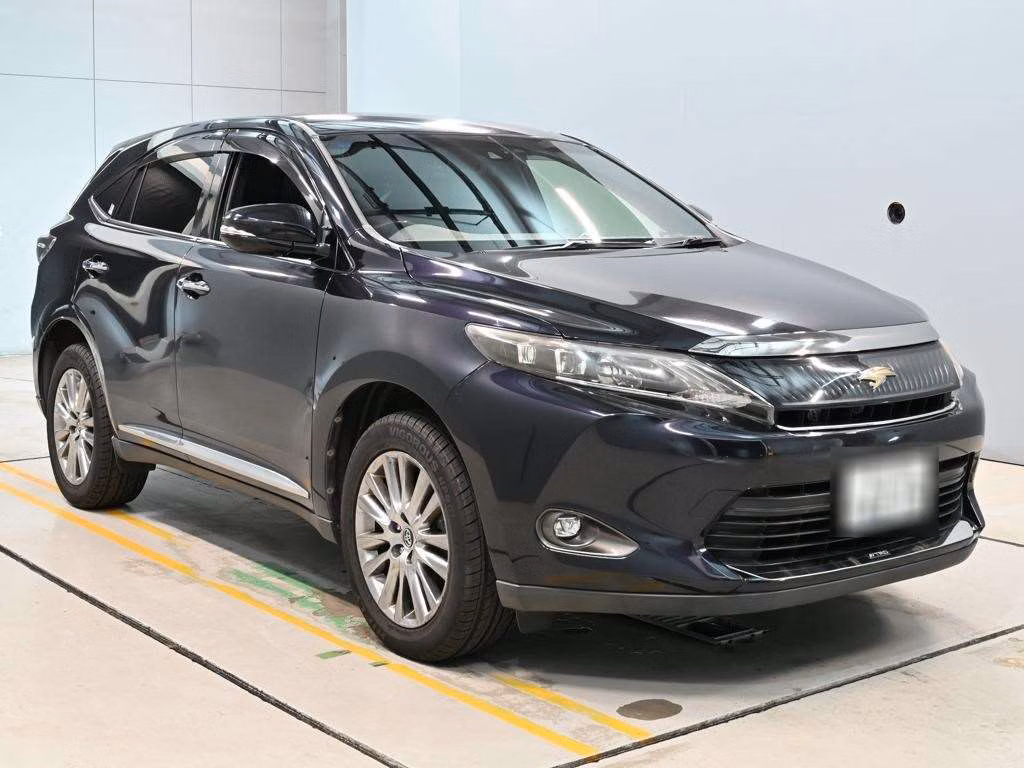 TOYOTA HARRIER