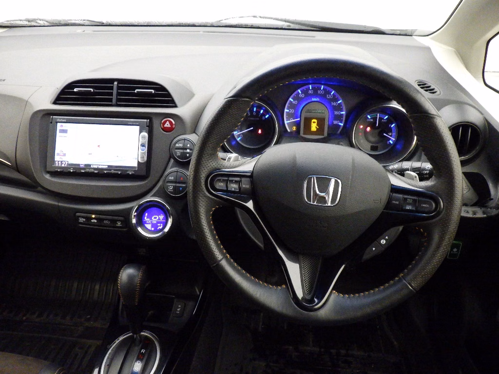 HONDA FIT SHUTTLE