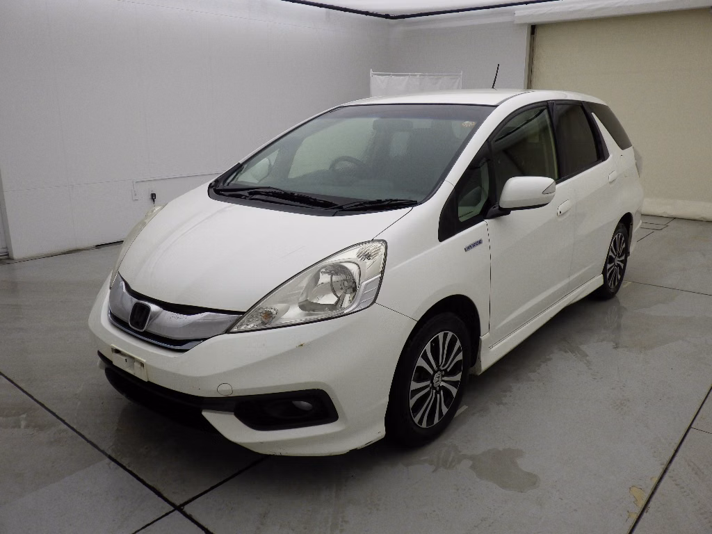 HONDA FIT SHUTTLE