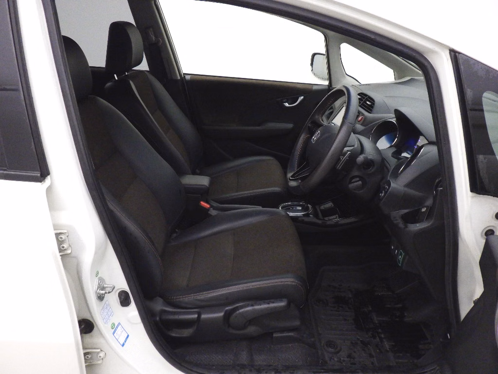 HONDA FIT SHUTTLE