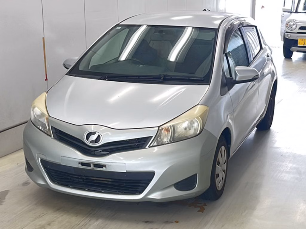 TOYOTA VITZ