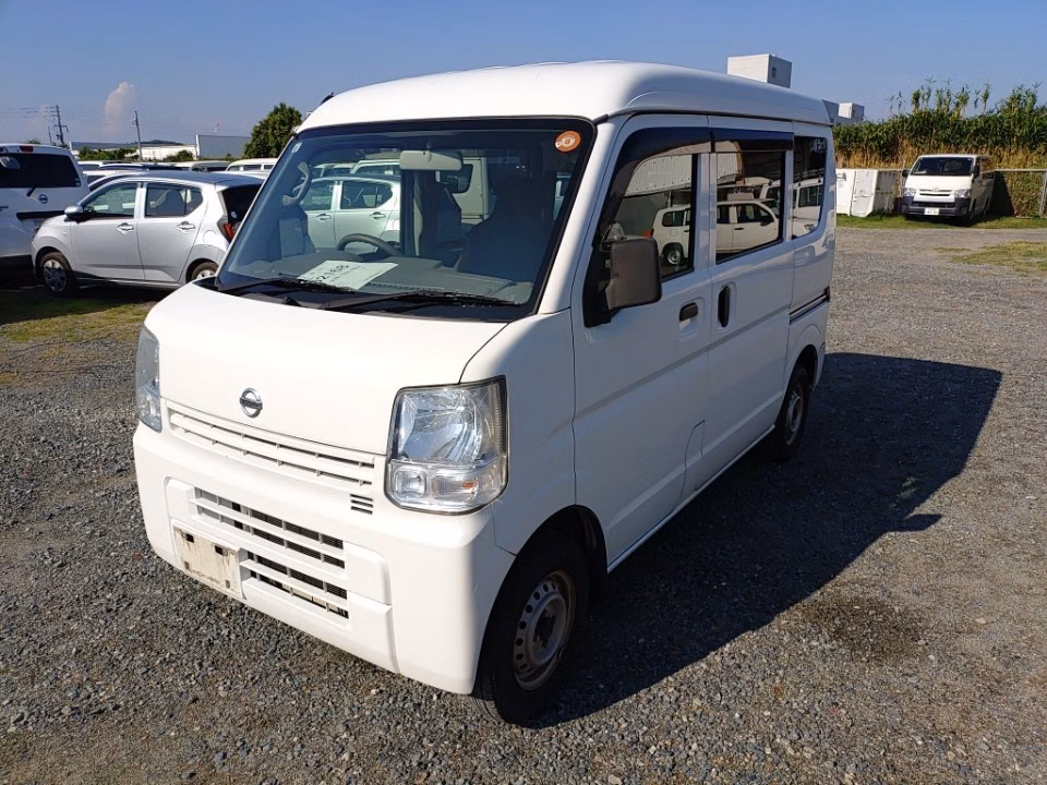 NISSAN NV100 CLIPPER