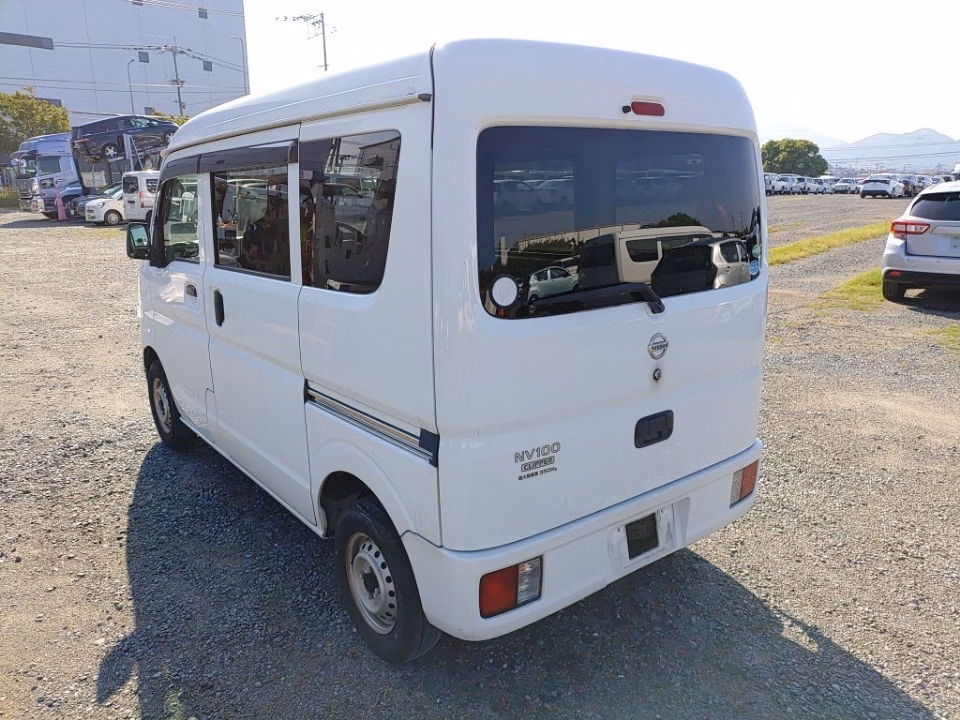 NISSAN NV100 CLIPPER