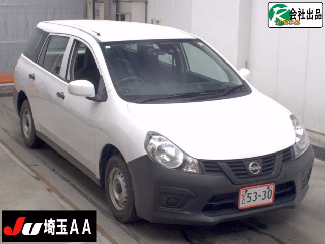 Nissan AD