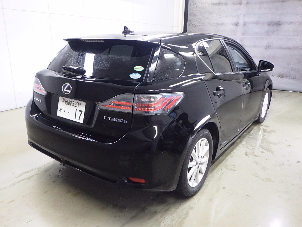 LEXUS CT200H