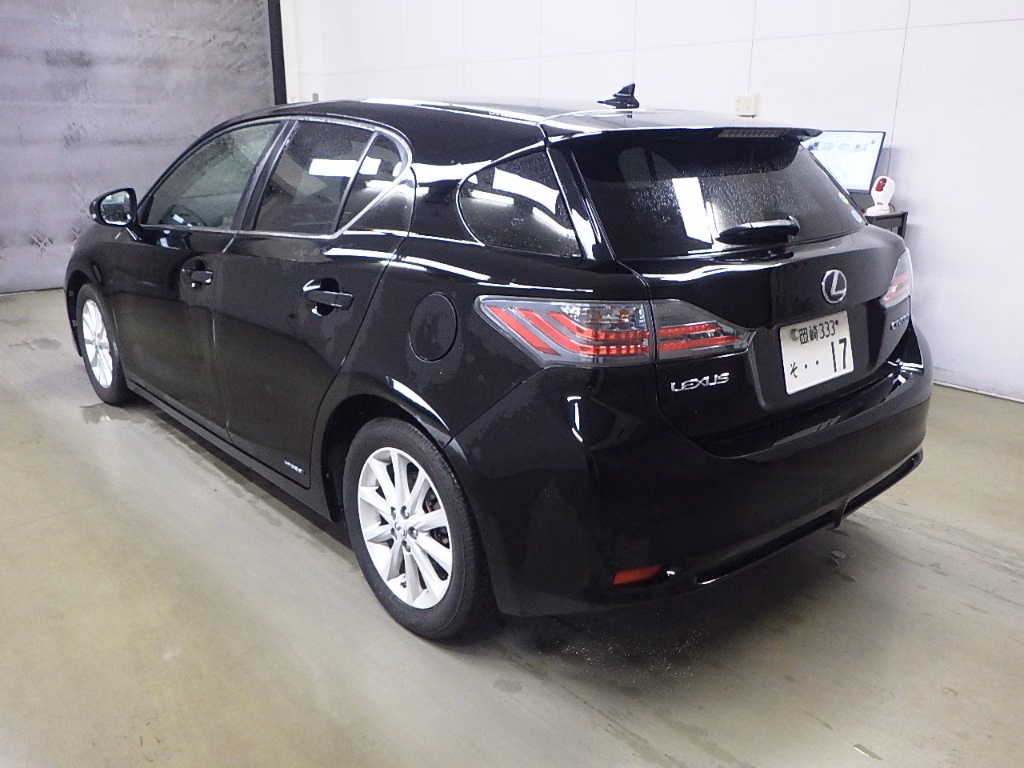 LEXUS CT200H