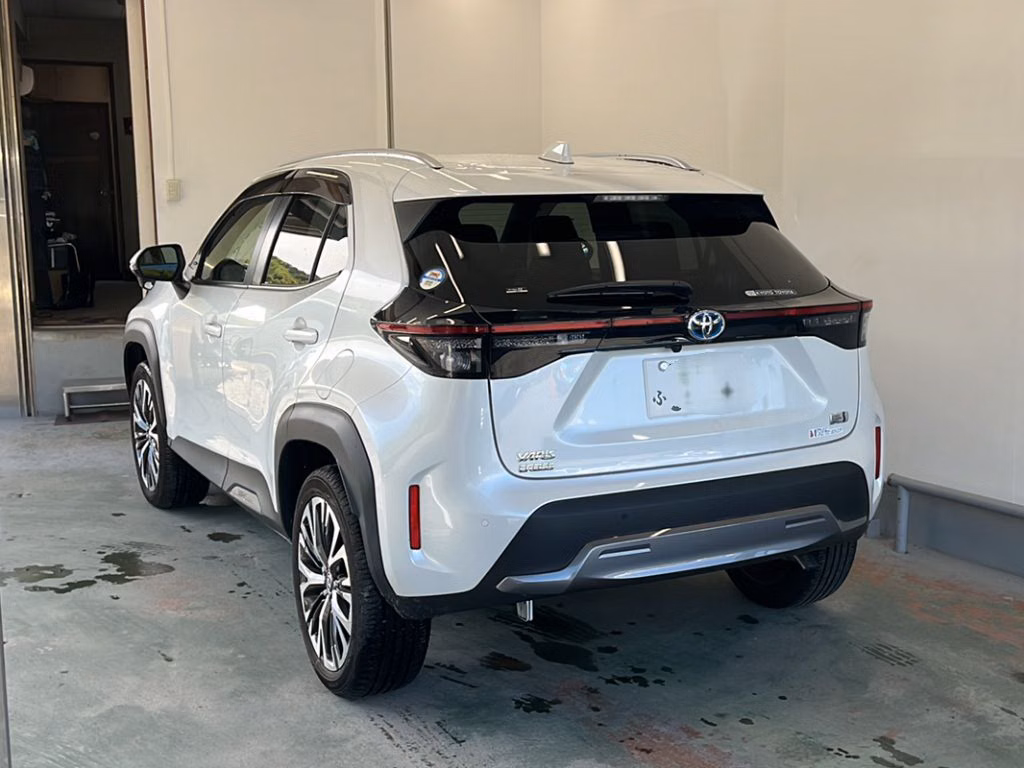 TOYOTA YARIS CROSS