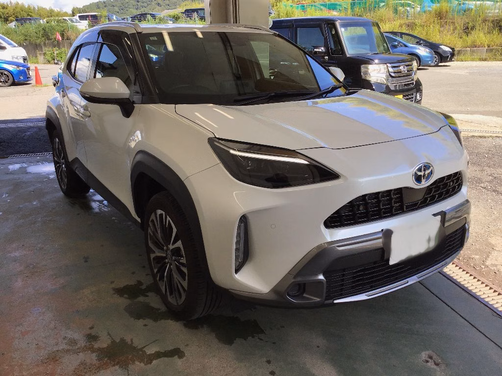 TOYOTA YARIS CROSS