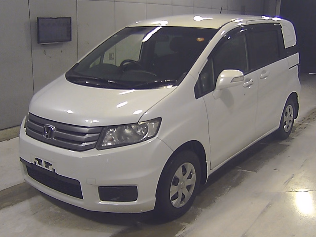 HONDA FREED SPIKE