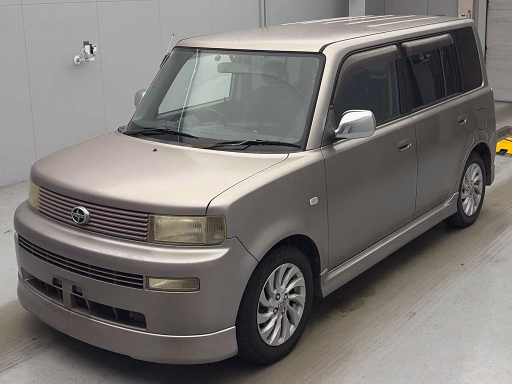 TOYOTA BB