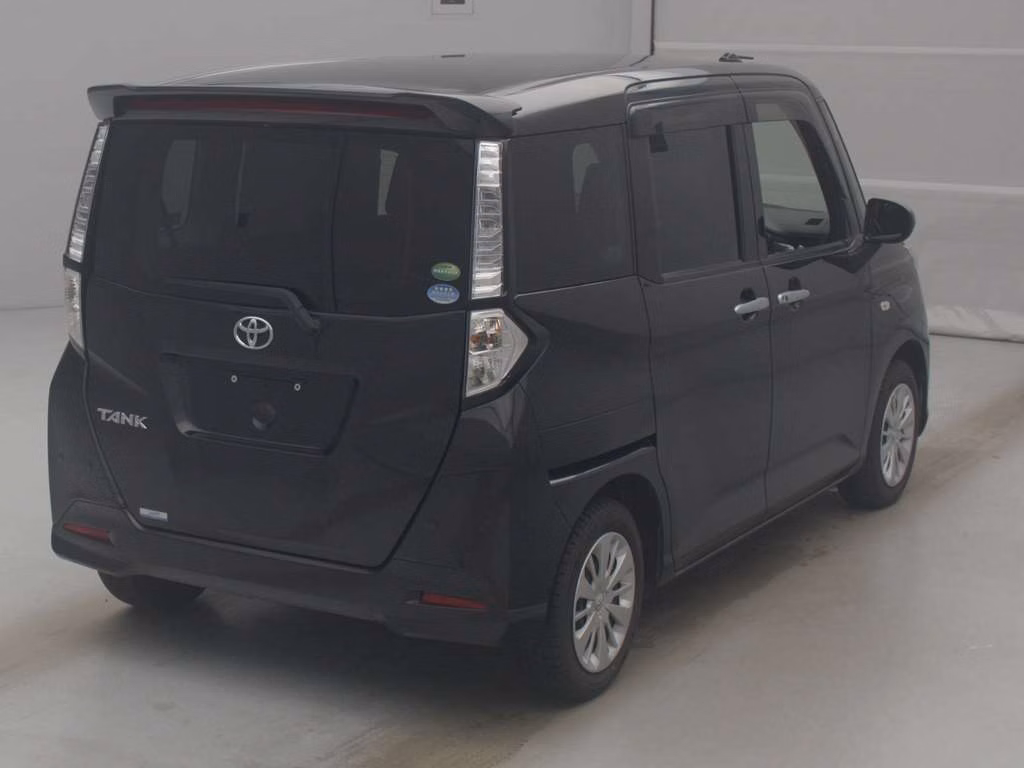 TOYOTA TANK