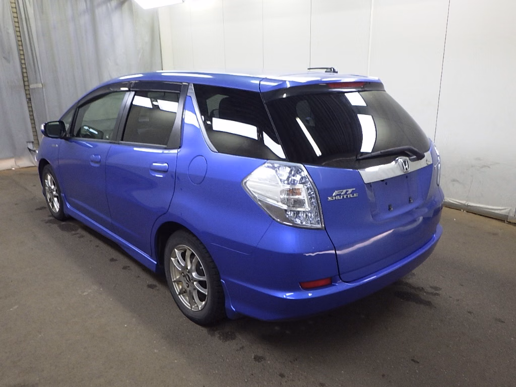 HONDA FIT SHUTTLE