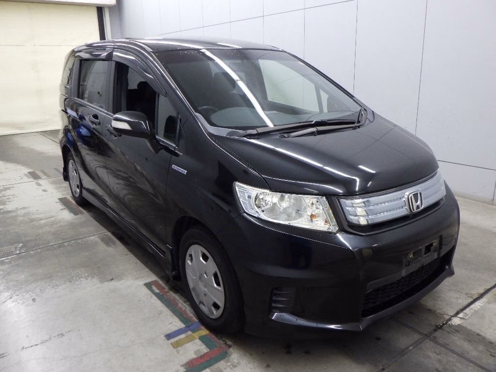 Honda Freed Spike