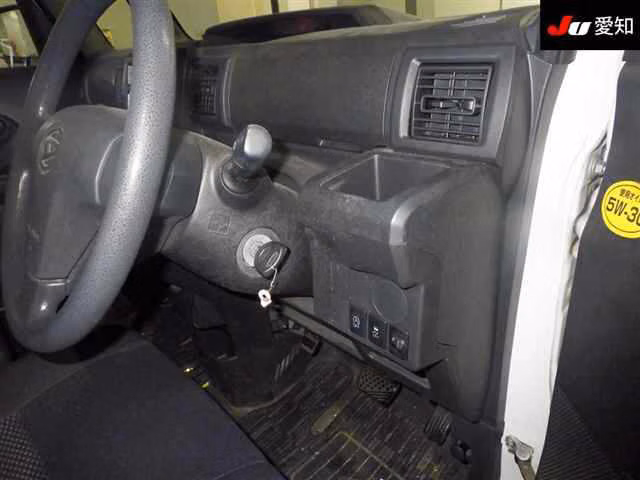 DAIHATSU HIJET CADDIE