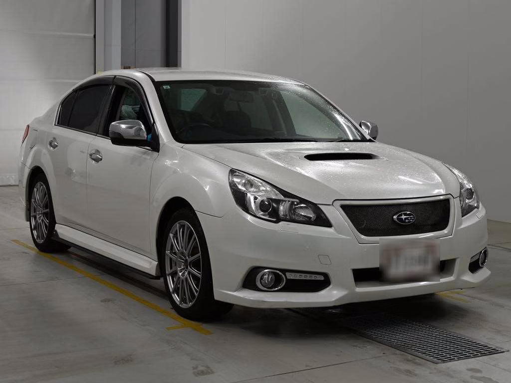 SUBARU LEGACY B4