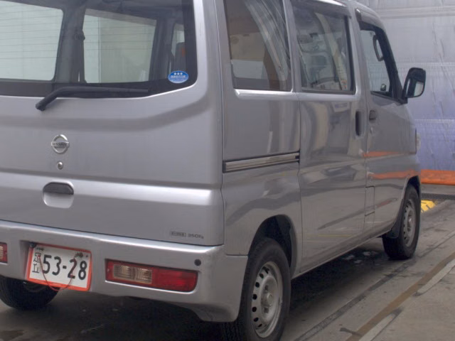 NISSAN NV100 CLIPPER