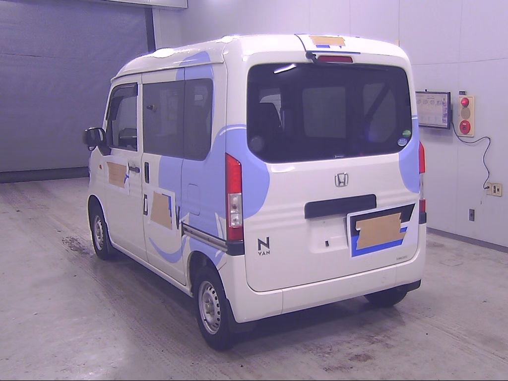 HONDA N-VAN