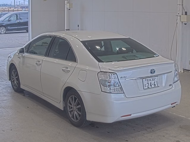 TOYOTA SAI