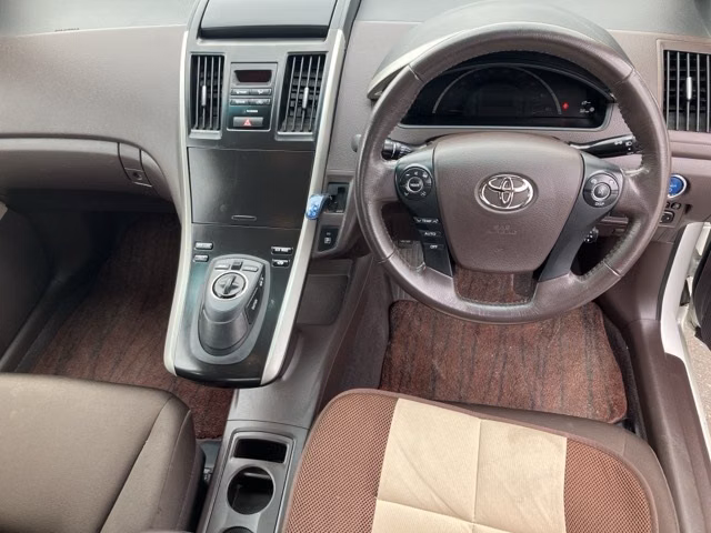 TOYOTA SAI