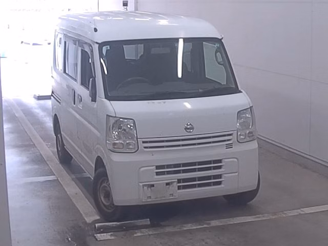 NISSAN NV100 CLIPPER