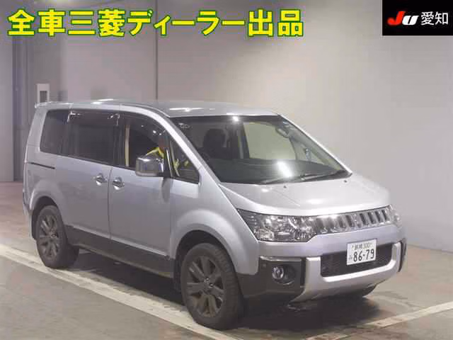 MITSUBISHI DELICA D:5