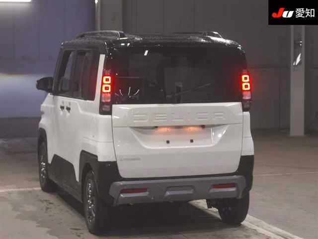MITSUBISHI DELICA MINI