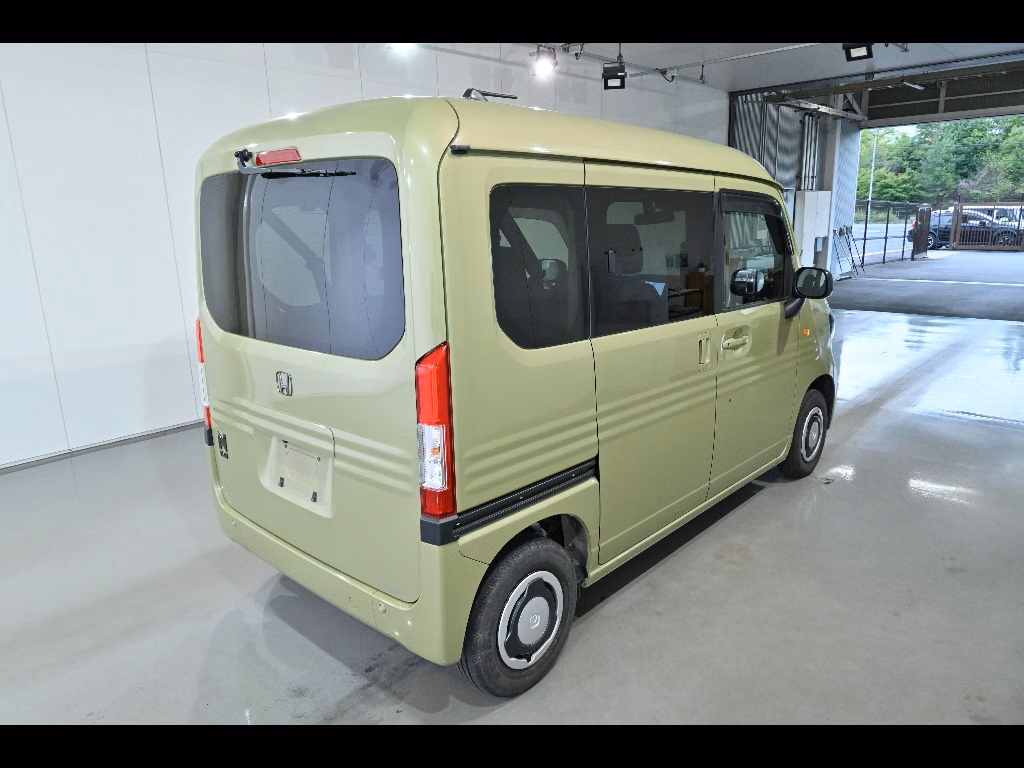 HONDA N-VAN