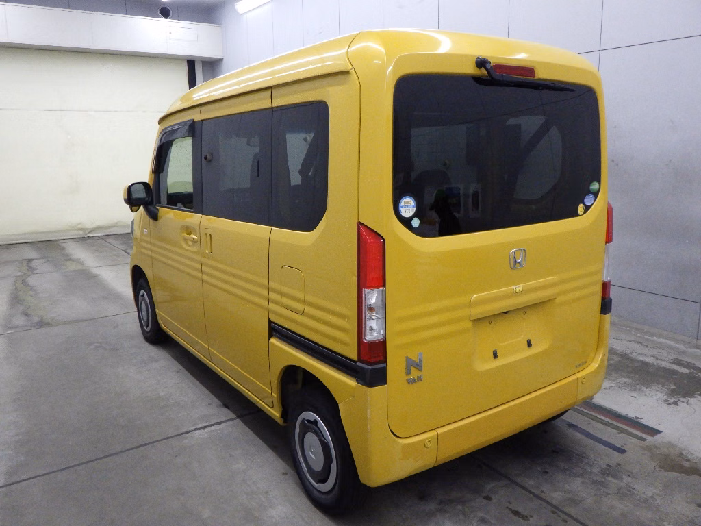 HONDA N-VAN