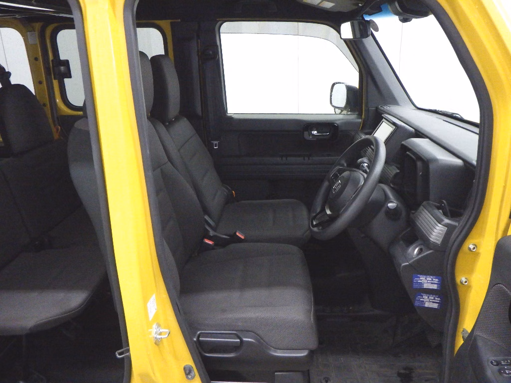 HONDA N-VAN