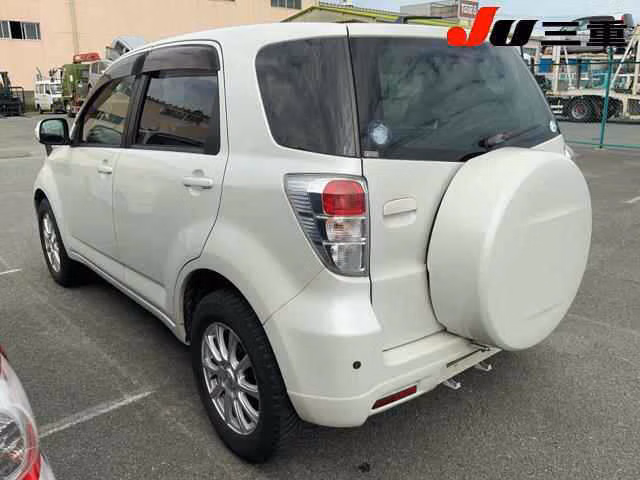 DAIHATSU BE-GO