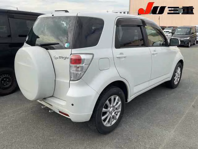 DAIHATSU BE-GO